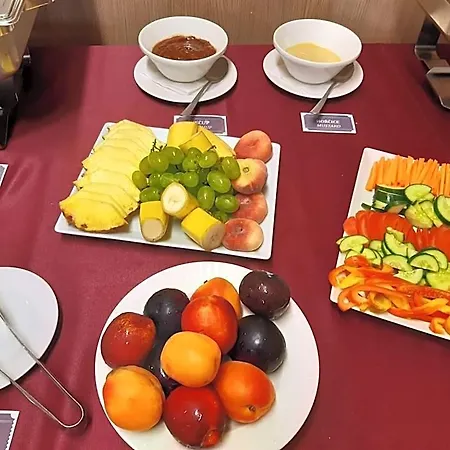 Bílý Páv Hotel 3*