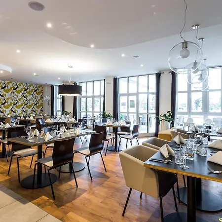 Bily Pav Benátky nad Jizerou